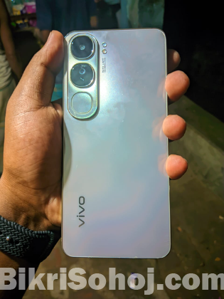 Vivo v40 lite